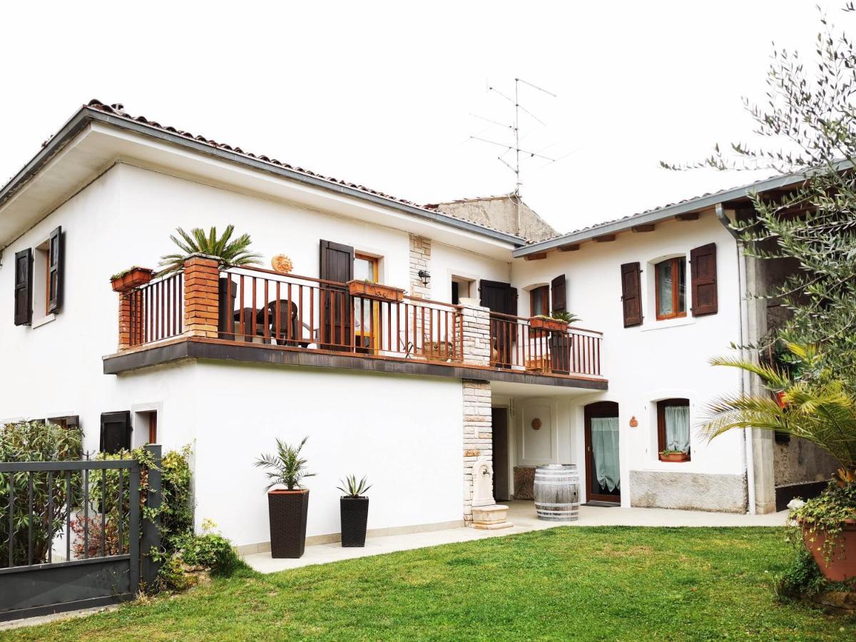 Casa Rustica Con Giardino Βίλα Caprino Veronese Εξωτερικό φωτογραφία