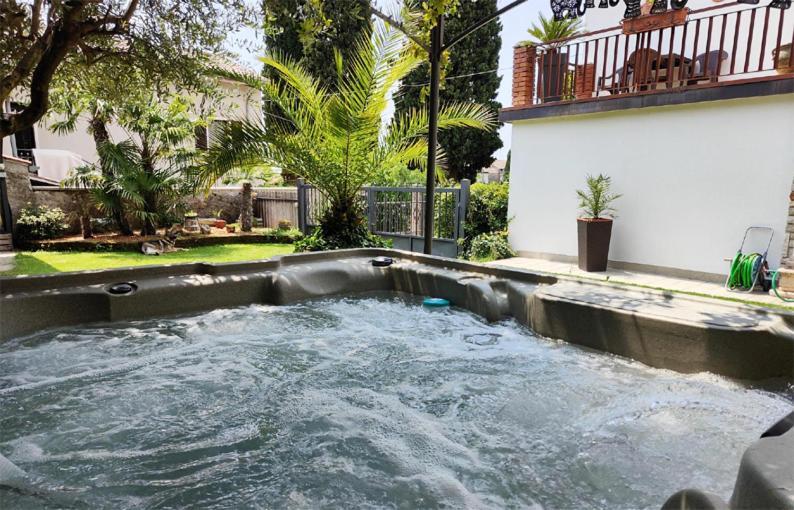 Casa Rustica Con Giardino Βίλα Caprino Veronese Εξωτερικό φωτογραφία
